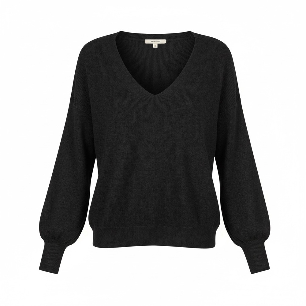 Nordstrom Classic Black V-Neck Sweater